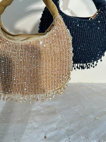 Bolso de borlas con cuentas de cristal hecho a mano