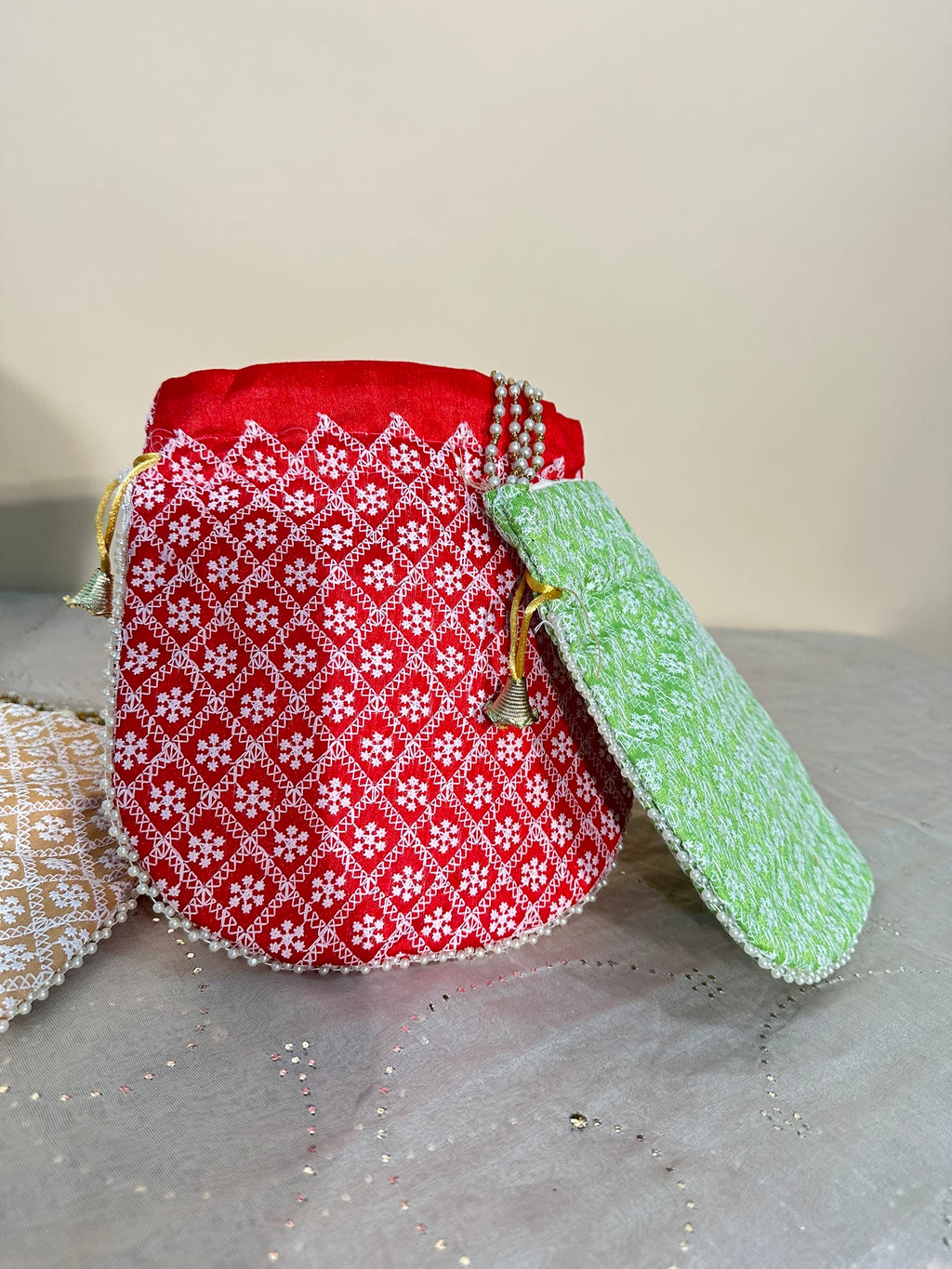 Bolsos Pearl Bloom